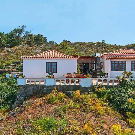 La Hoya, El Tanque, Cleaning Included * Las Cruces (Canary)