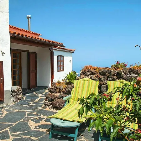 La Hoya, El Tanque, Cleaning Included * Las Cruces (Canary)